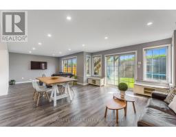 58 Tesla Crescent, East Gwillimbury, ON L9N0T3 Photo 16
