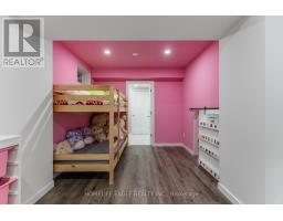 58 Tesla Crescent, East Gwillimbury, ON L9N0T3 Photo 18