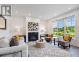 Living room - 58 Tesla Crescent, East Gwillimbury, ON L9N0T3 Photo 7