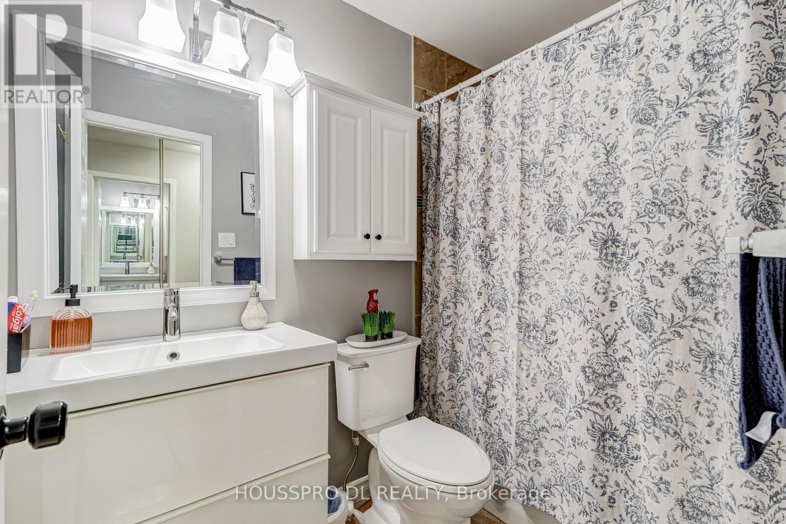 #145 10 BOWMAN WAY - Image 30