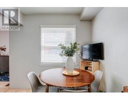 Family room - 145 - 10 Bowman Way, Markham, ON L3T4Z7 Photo 9