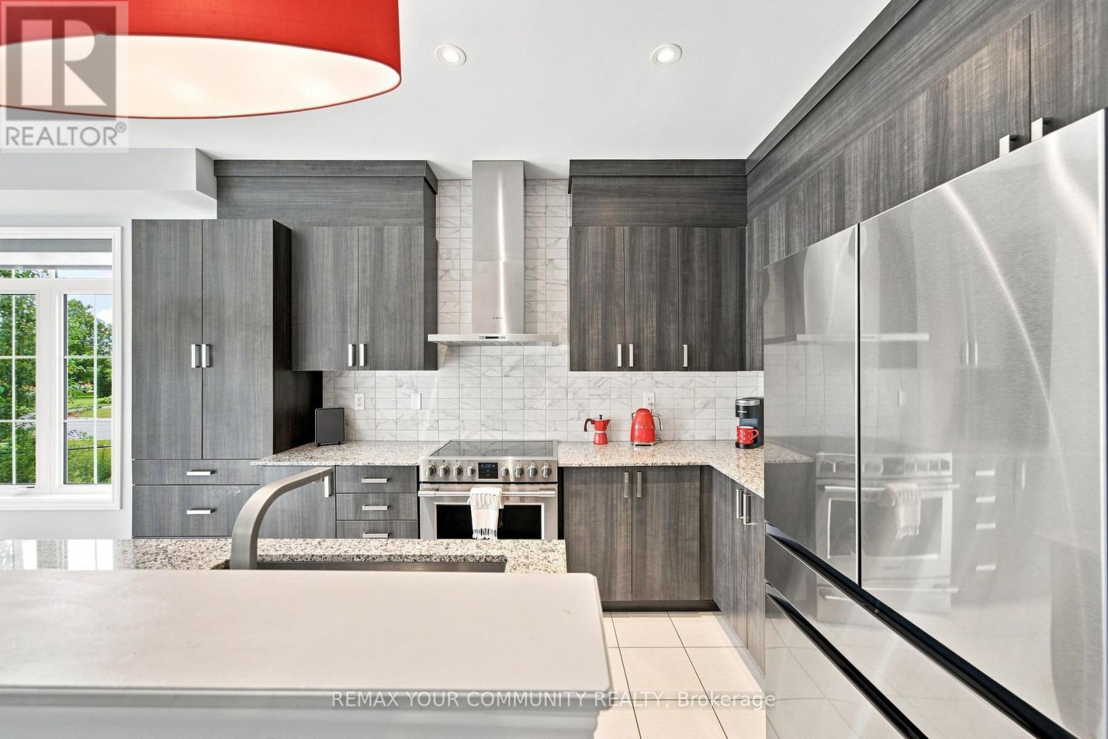 4 GREENWOOD DRIVE - 13