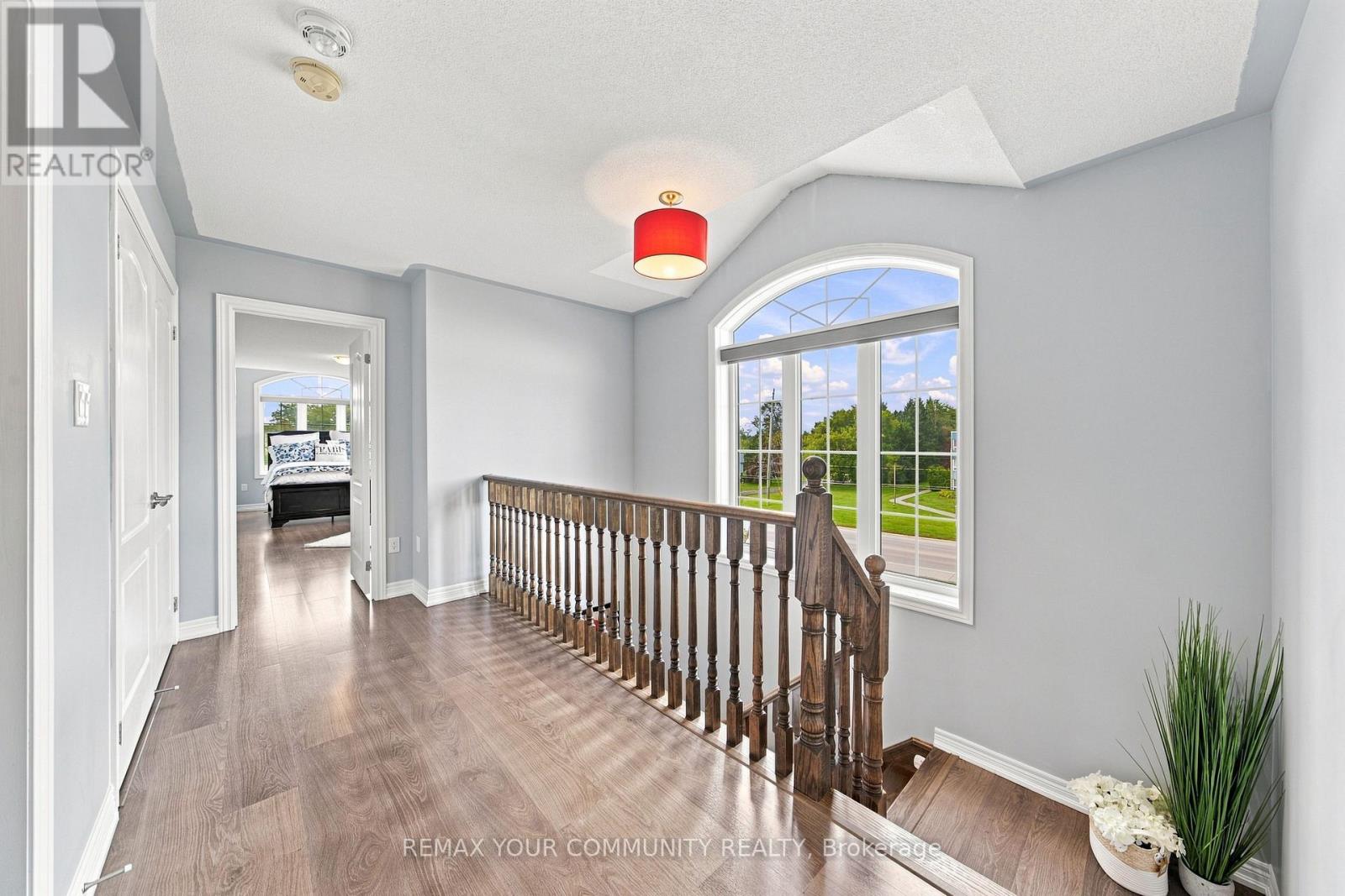 4 GREENWOOD DRIVE - 18