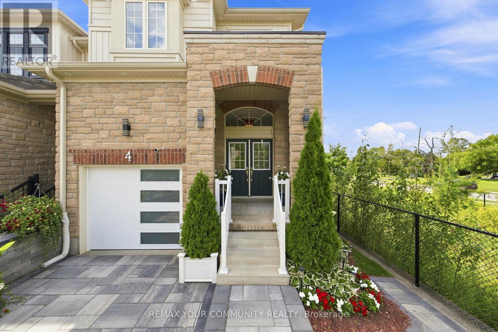 4 GREENWOOD DRIVE - 2