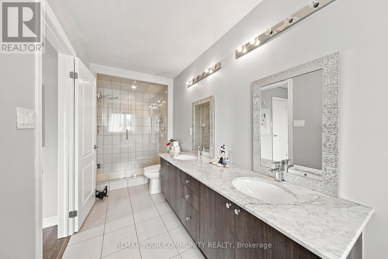 4 GREENWOOD DRIVE - 23
