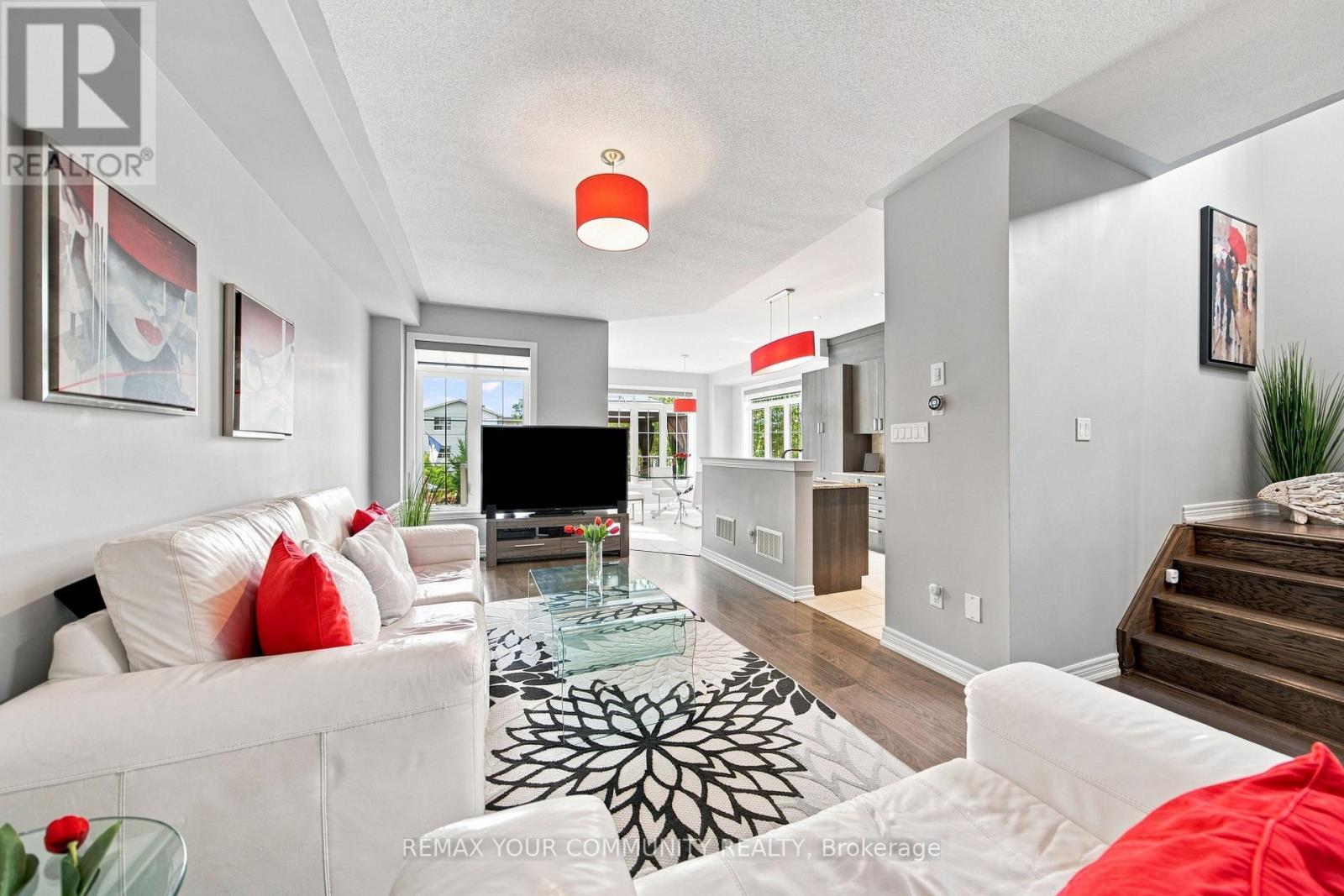 4 GREENWOOD DRIVE - 9