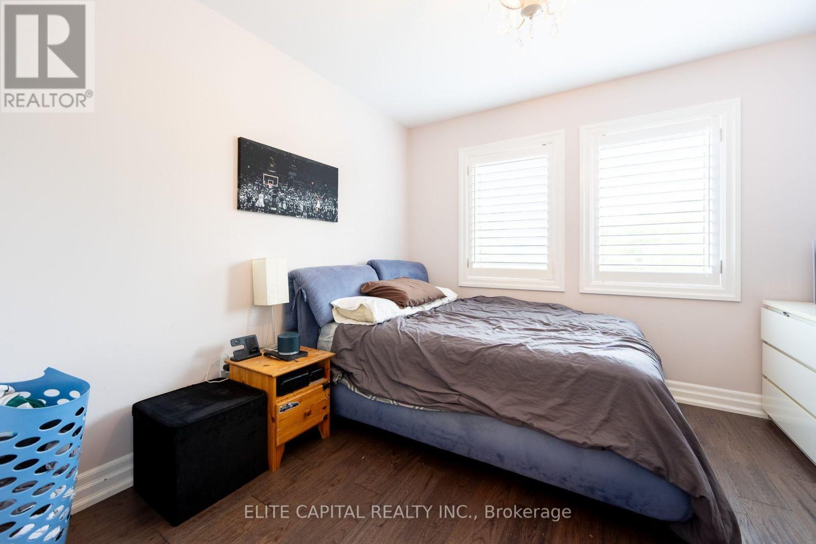405 KING STREET E - Image 11