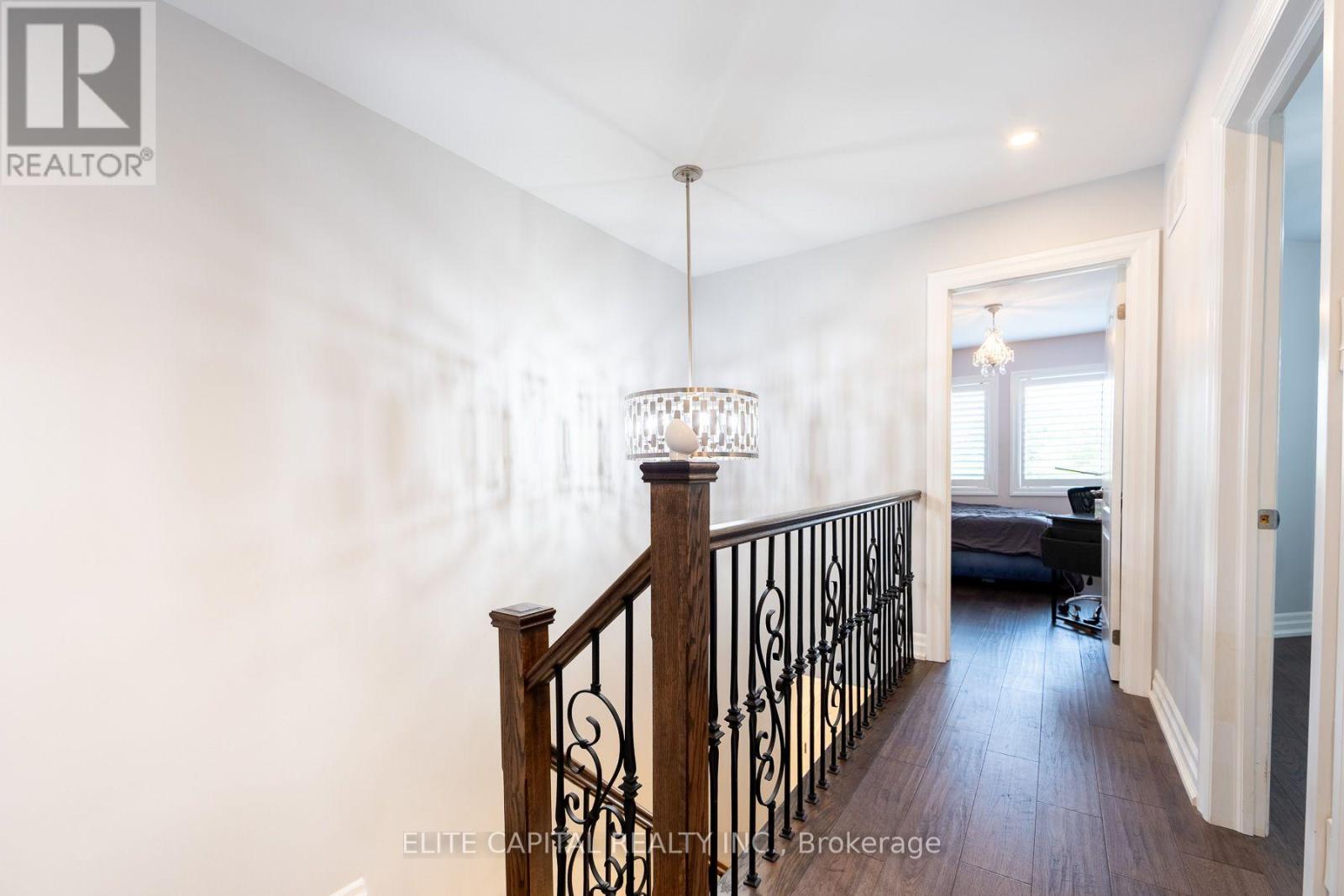 405 KING STREET E - Image 8