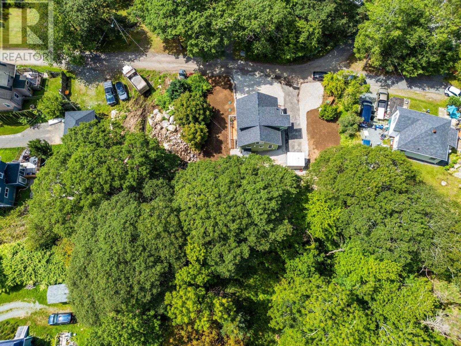 18 Maple Drive - Image 5