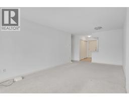 303 150 E 15th Street, North Vancouver, BC V7L4N9 Photo 7