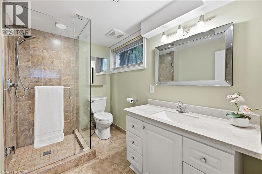 1280 ALDRIDGE Crescent - Image 26
