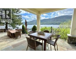 Kitchen - 1991 Kelly Court, Christina Lake, BC V0H1E2 Photo 15