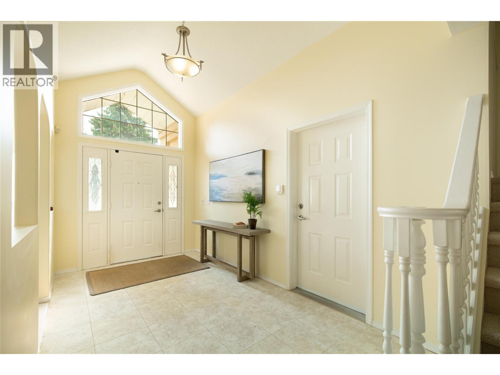 650 Lexington Drive Unit# 305, Kelowna