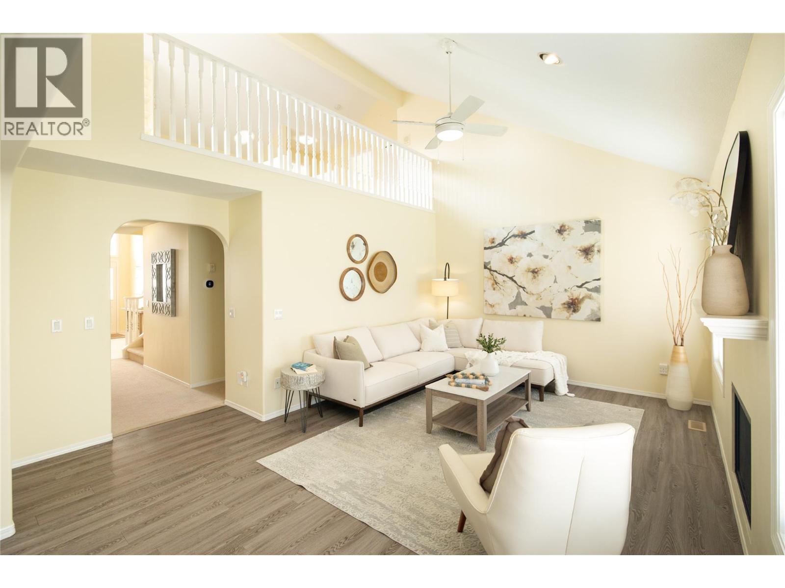 650 Lexington Drive Unit# 305, Kelowna