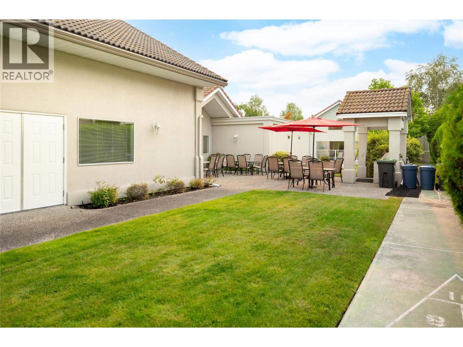 650 Lexington Drive Unit# 305, Kelowna