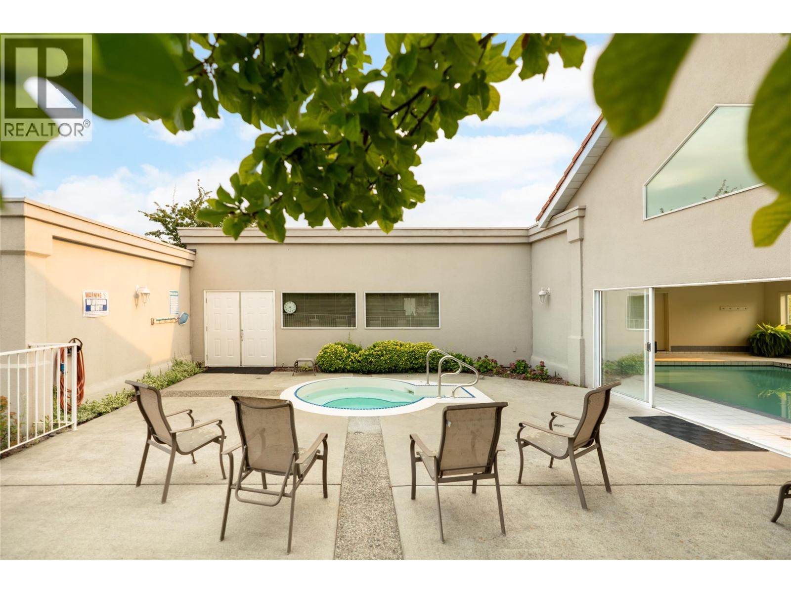 650 Lexington Drive Unit# 305, Kelowna