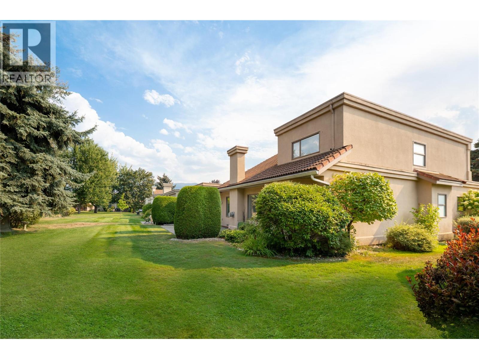 650 Lexington Drive Unit# 305, Kelowna