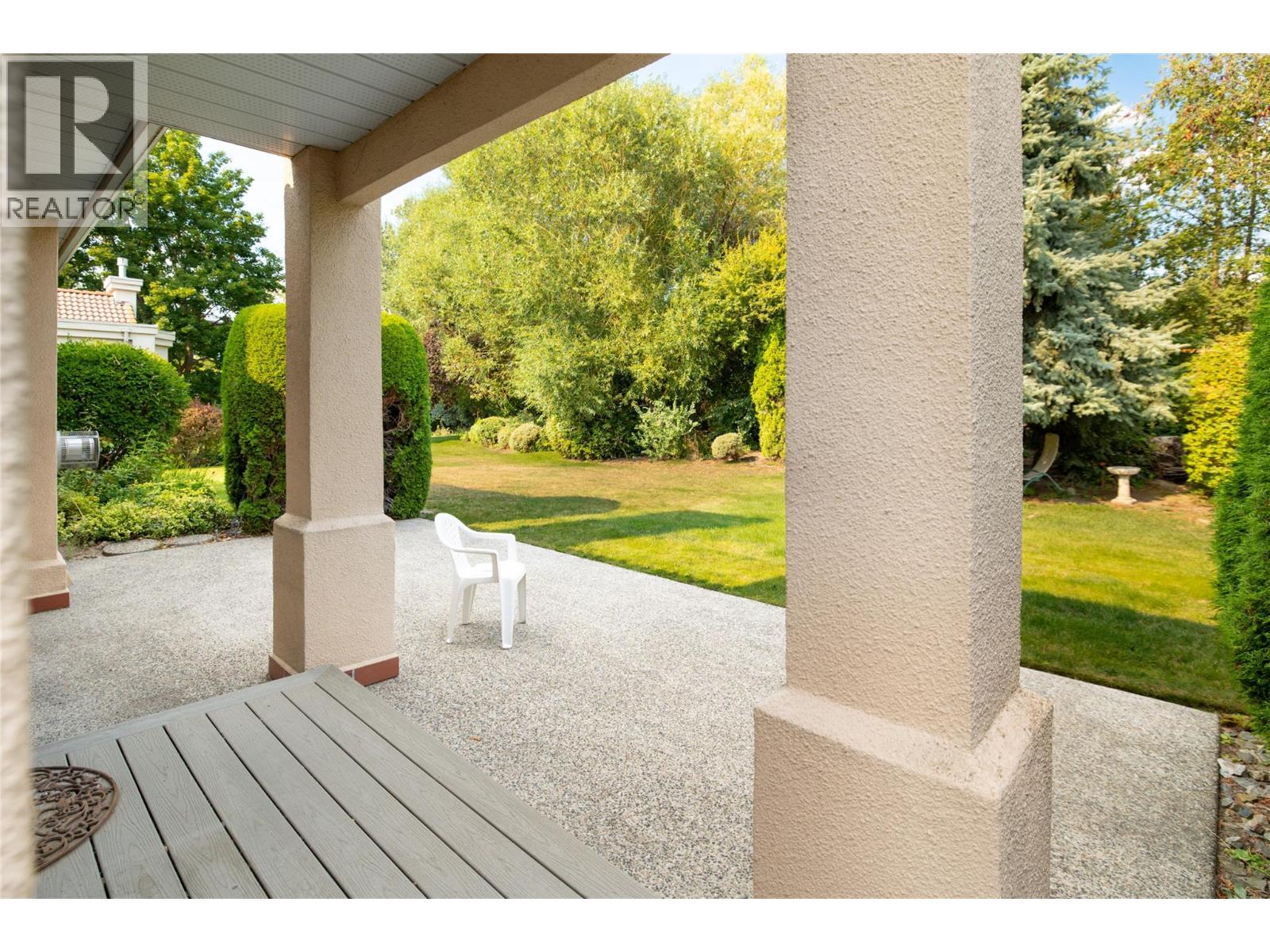 650 Lexington Drive Unit# 305, Kelowna