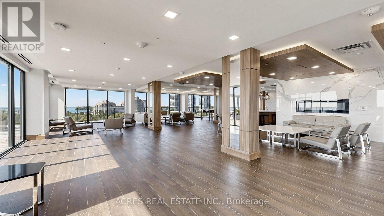 #5806 30 SHORE BREEZE DRIVE - Image 24