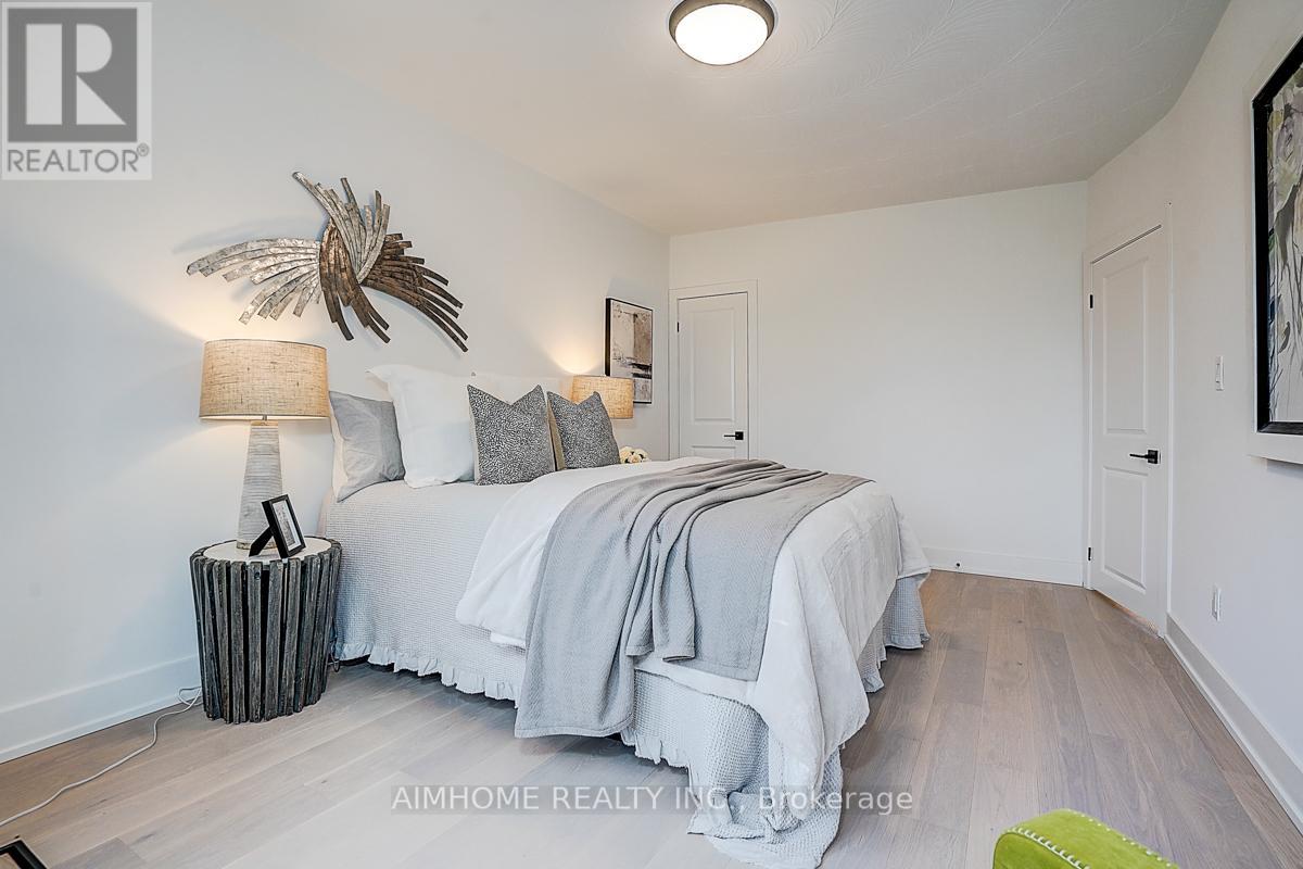 107 GLENDALE AVENUE - 17