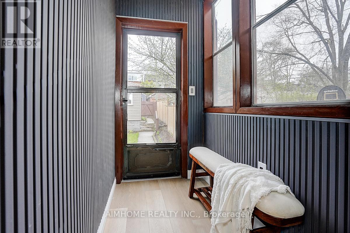 107 GLENDALE AVENUE - Image 33