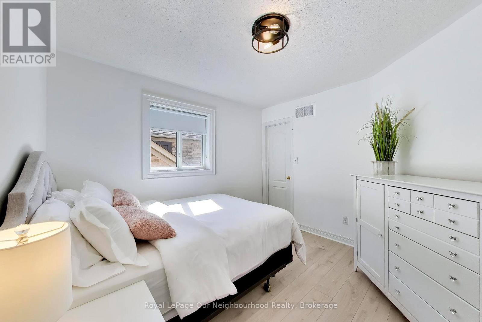 2324 WOODCREST DRIVE - Image 23