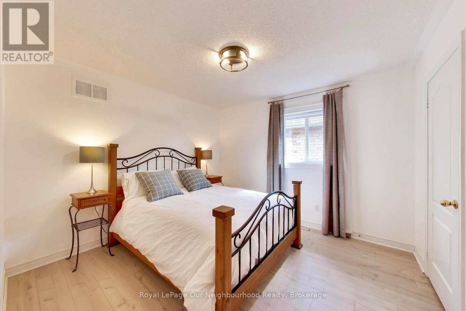 2324 WOODCREST DRIVE - Image 25