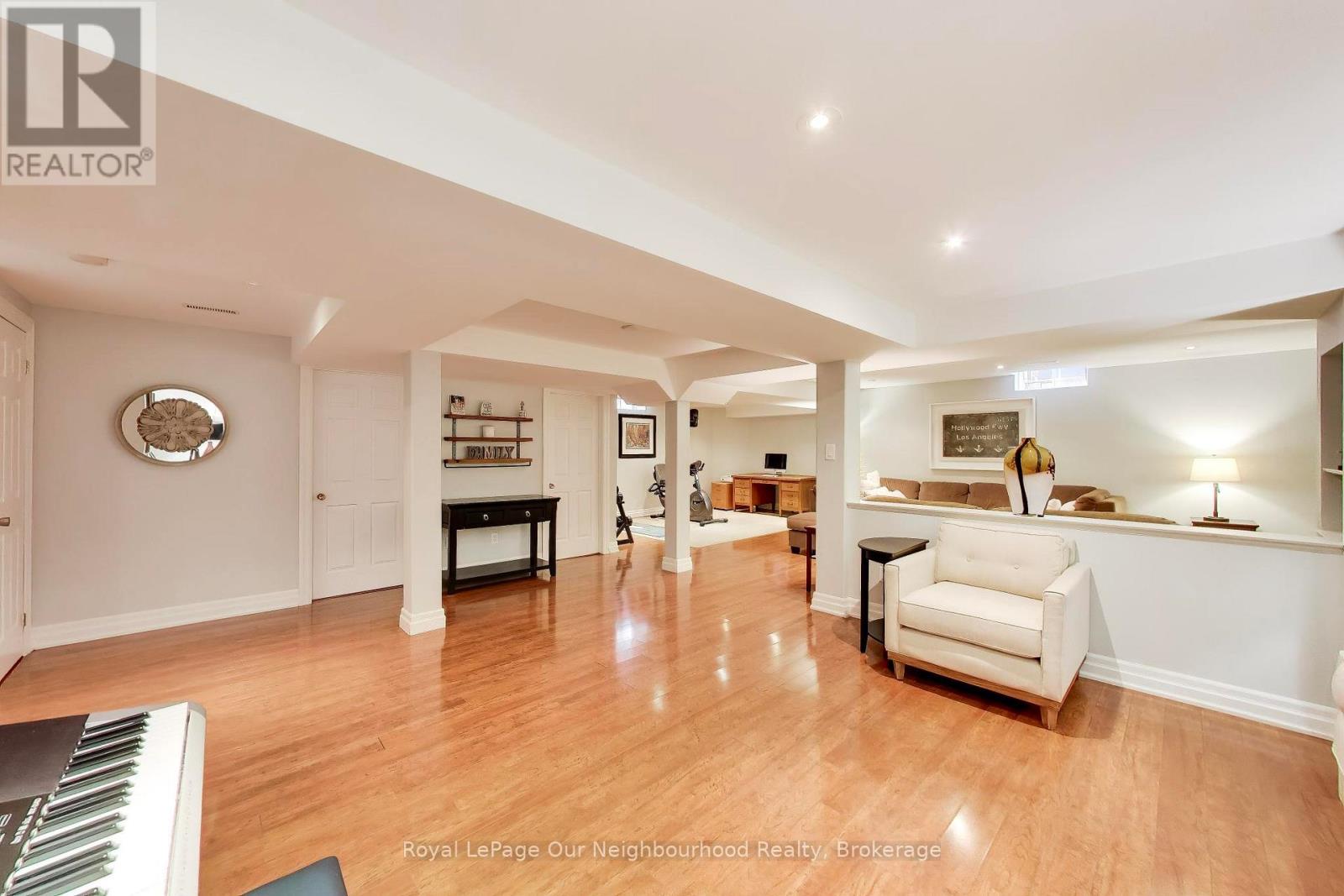 2324 WOODCREST DRIVE - Image 32