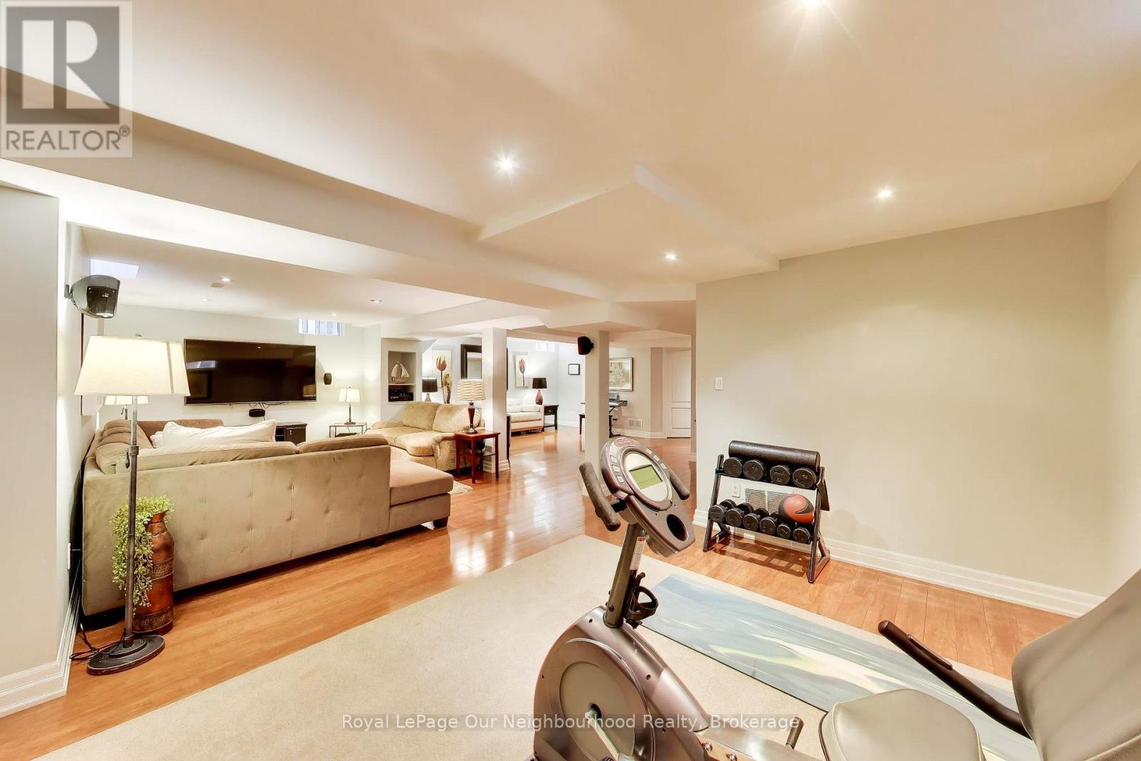 2324 WOODCREST DRIVE - Image 34