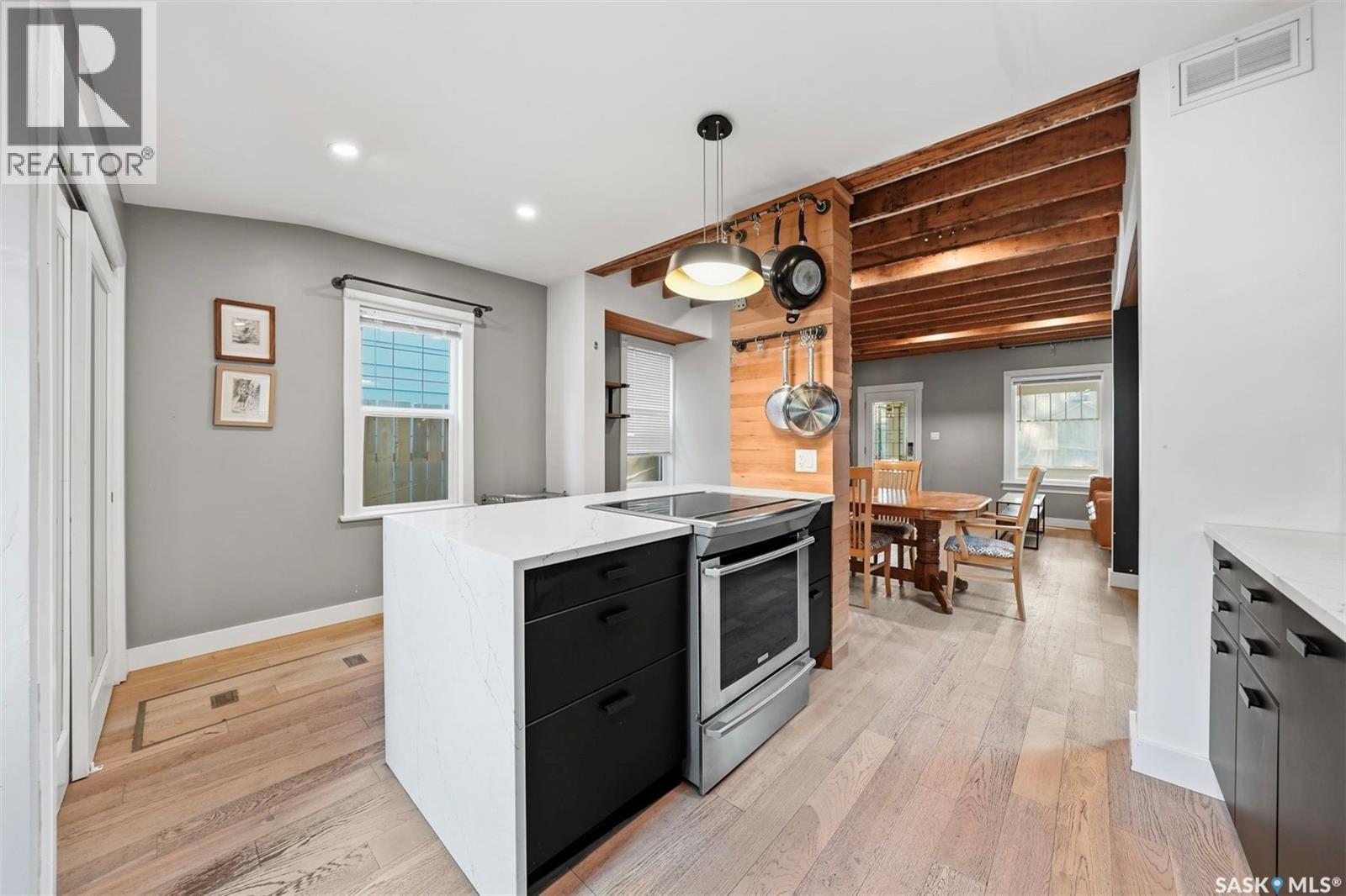 408 E AVENUE S - 15