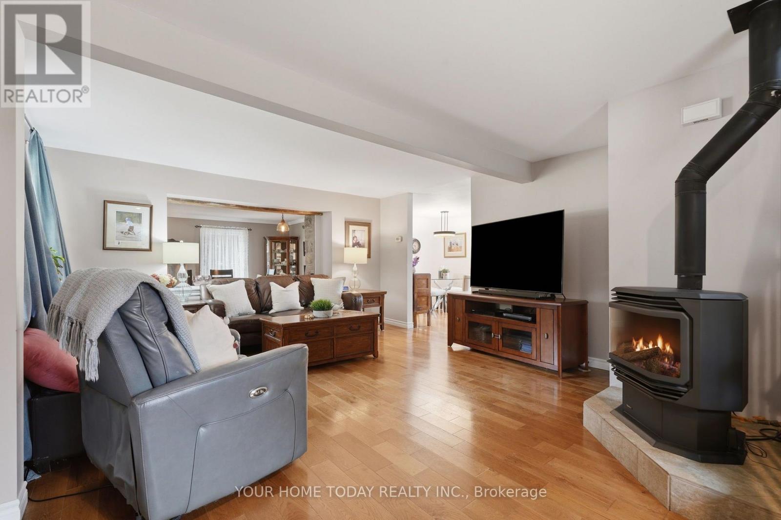 126 GZOWSKI STREET - 13