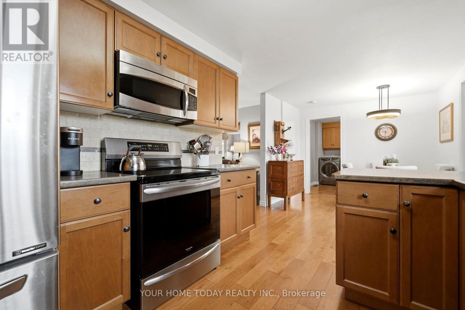 126 GZOWSKI STREET - Image 18