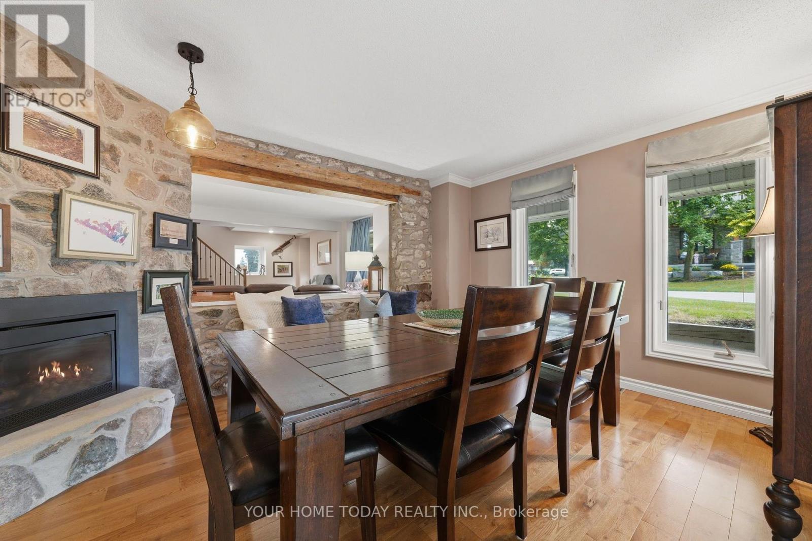 126 GZOWSKI STREET - 22