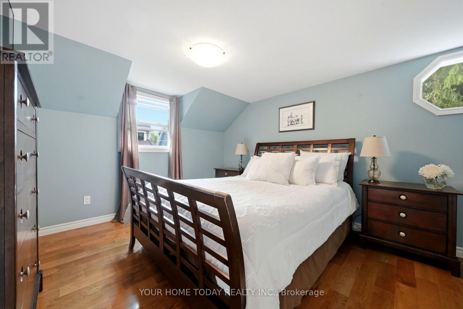 126 GZOWSKI STREET - 27