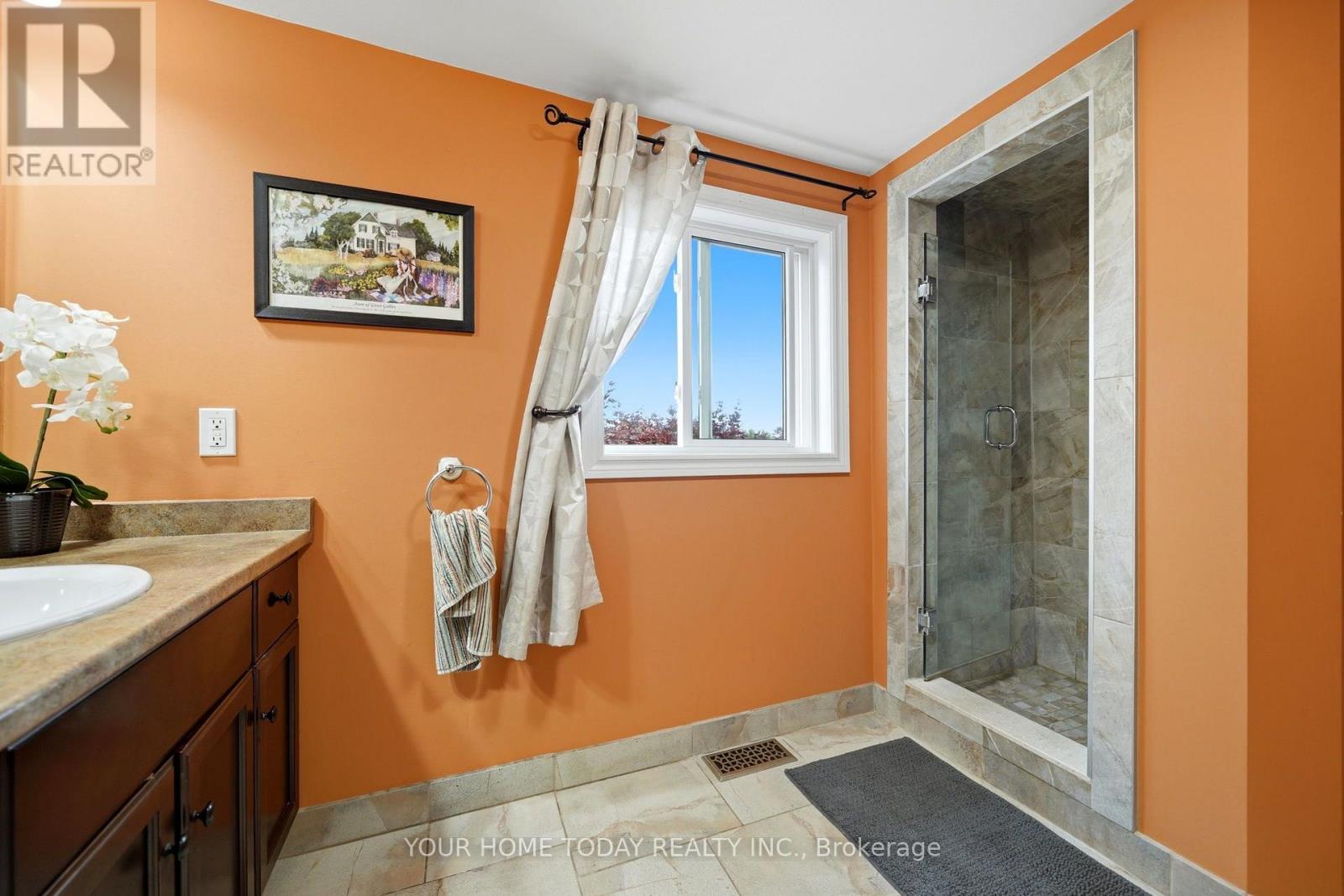 126 GZOWSKI STREET - Image 30