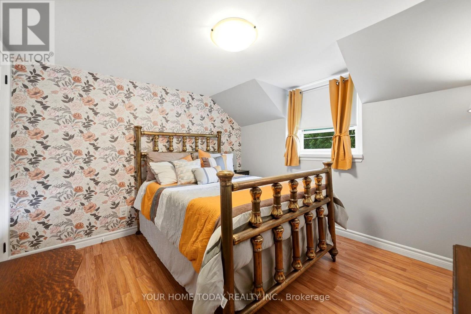 126 GZOWSKI STREET - 32