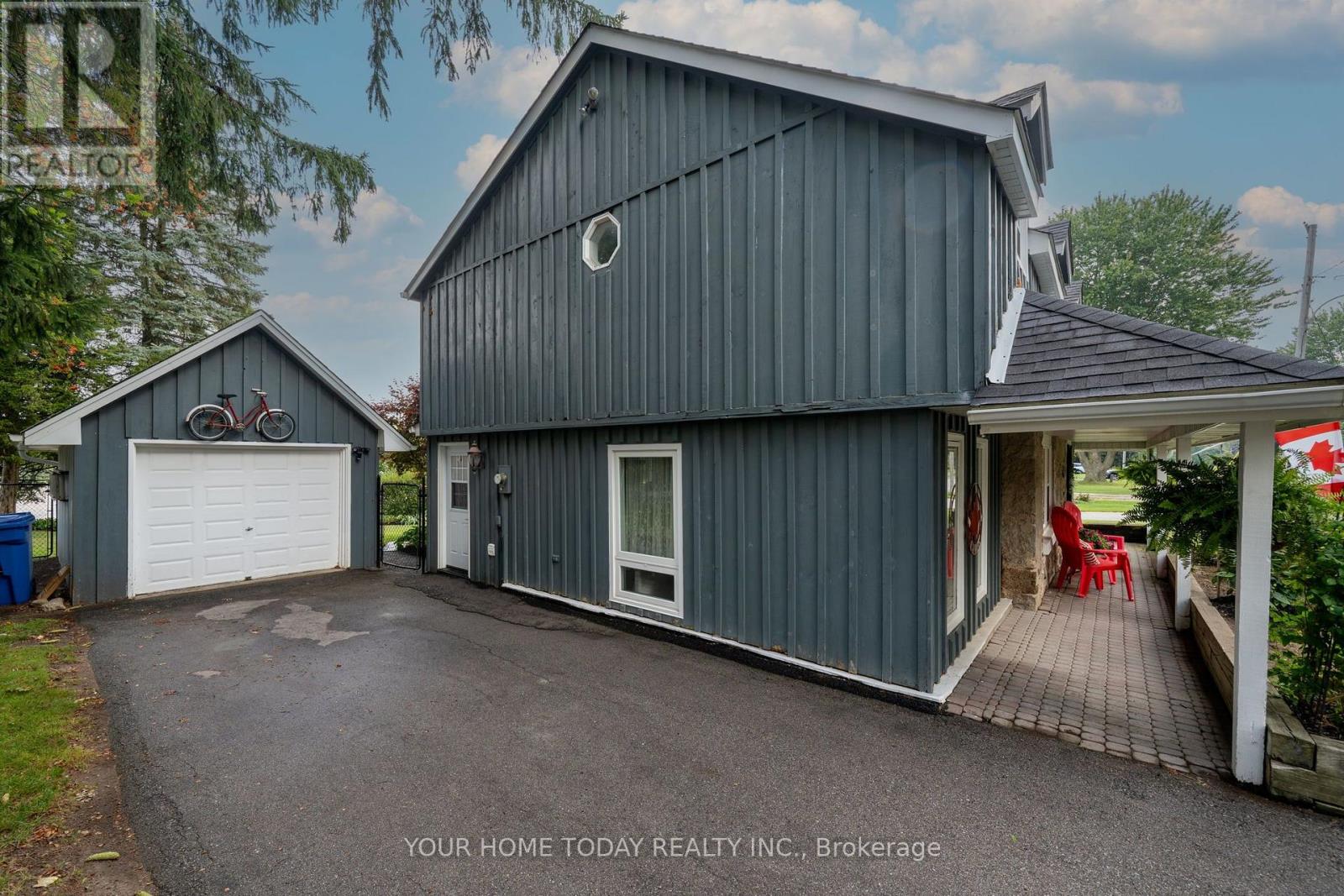 126 GZOWSKI STREET - 4