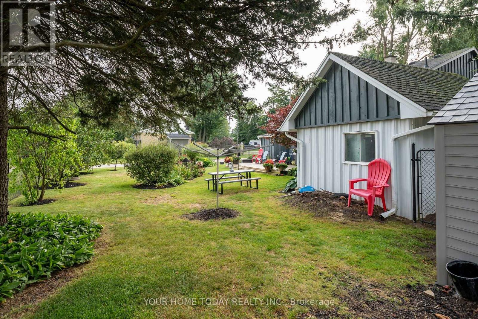 126 GZOWSKI STREET - Image 40