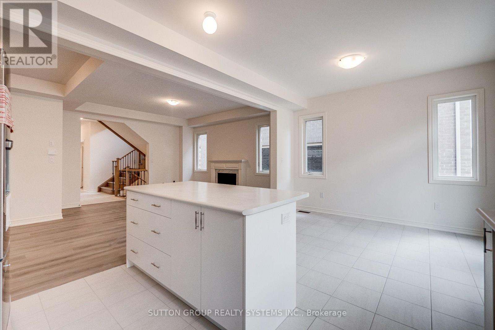 59 HAGER CREK TERRACE - 22