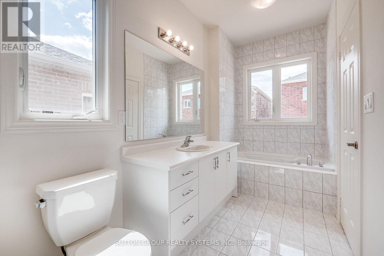 59 HAGER CREK TERRACE - Image 42