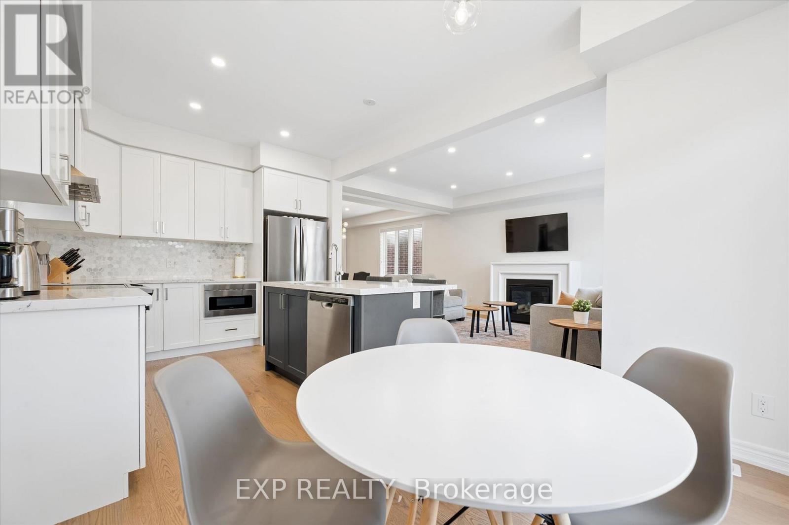 31 WILLIAM DUNLOP STREET - Image 12