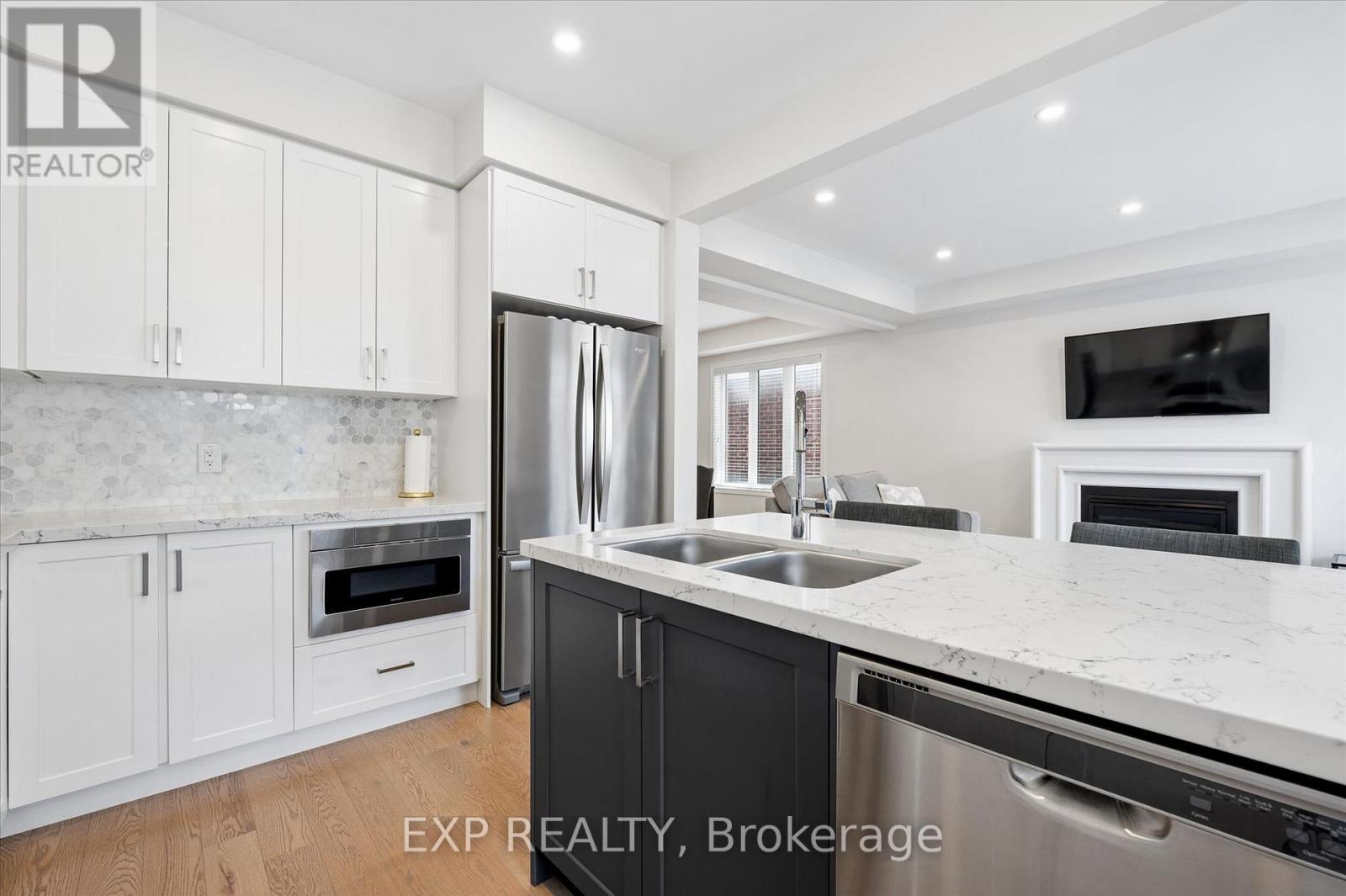 31 WILLIAM DUNLOP STREET - Image 14