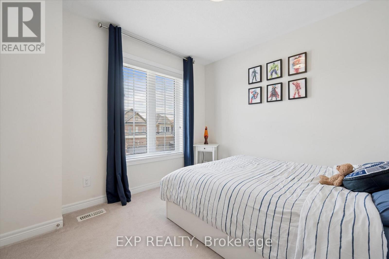 31 WILLIAM DUNLOP STREET - Image 19