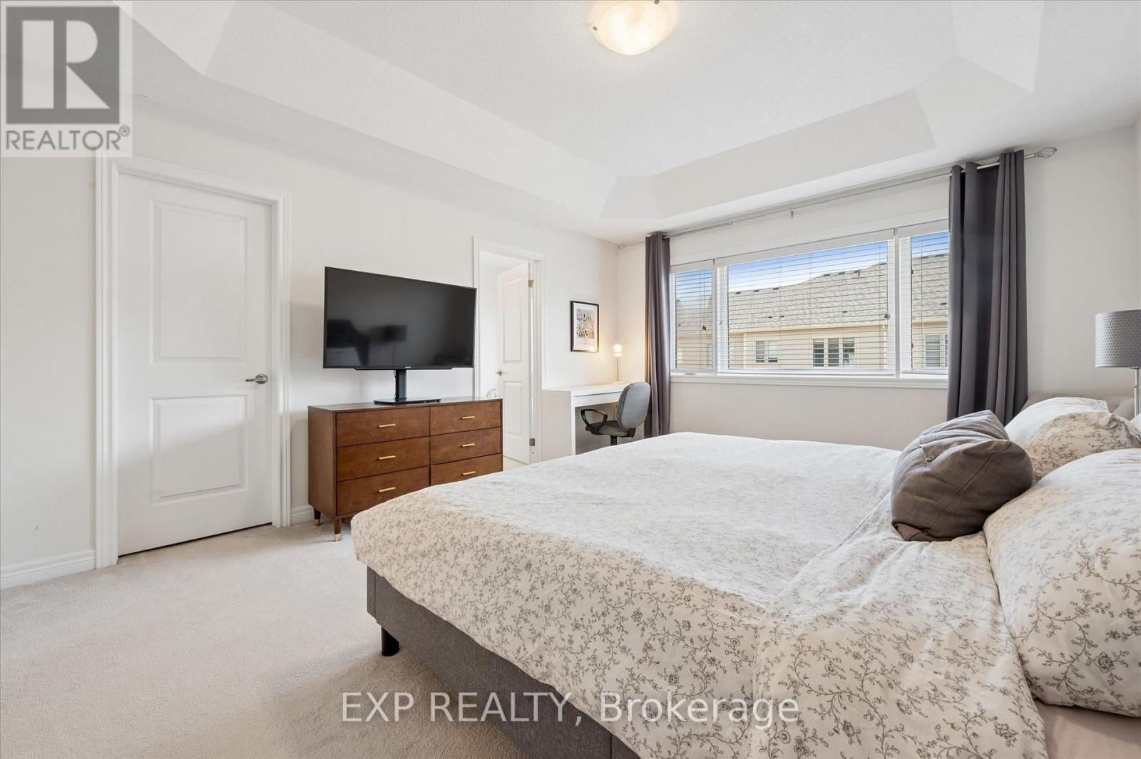 31 WILLIAM DUNLOP STREET - Image 25