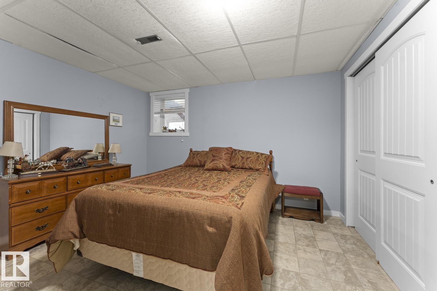 1102 13 AV - Image 27