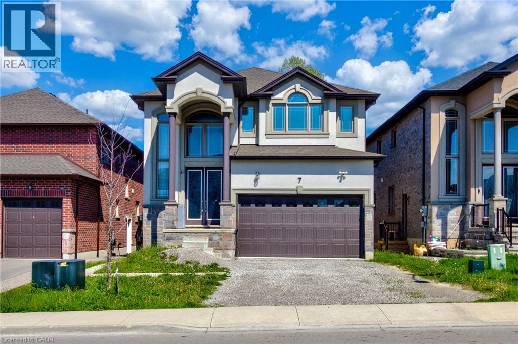 Photo of 7 CHARDONNAY Street