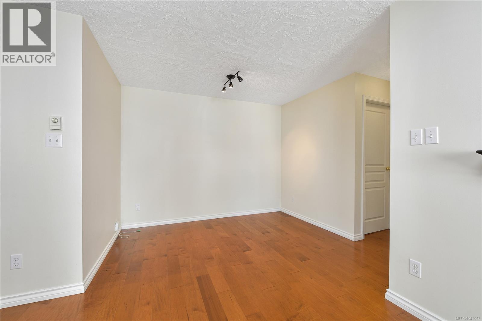#204 1037 Richardson St - 17