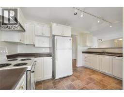 Entrance - 204 1037 Richardson St, Victoria, BC V8V3C6 Photo 10