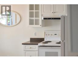 204 1037 Richardson St, Victoria, BC V8V3C6 Photo 11