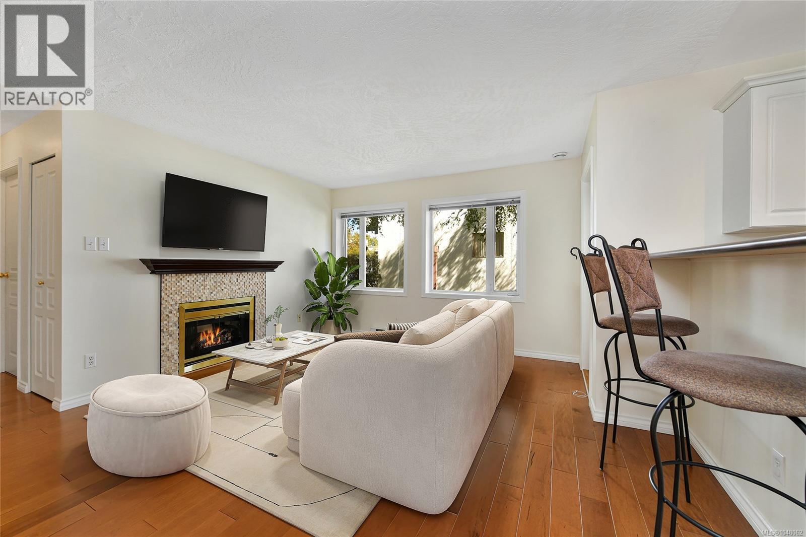 #204 1037 Richardson St - 3